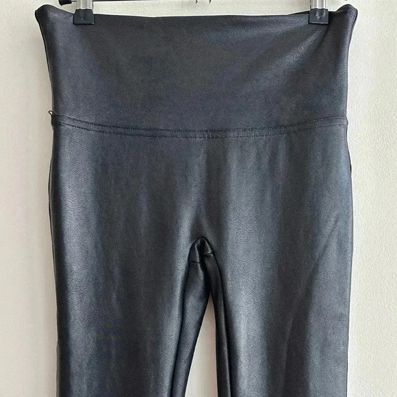 SPANX Faux Leather Leggings, Very Black, Size Medium - Picture 11 of 16